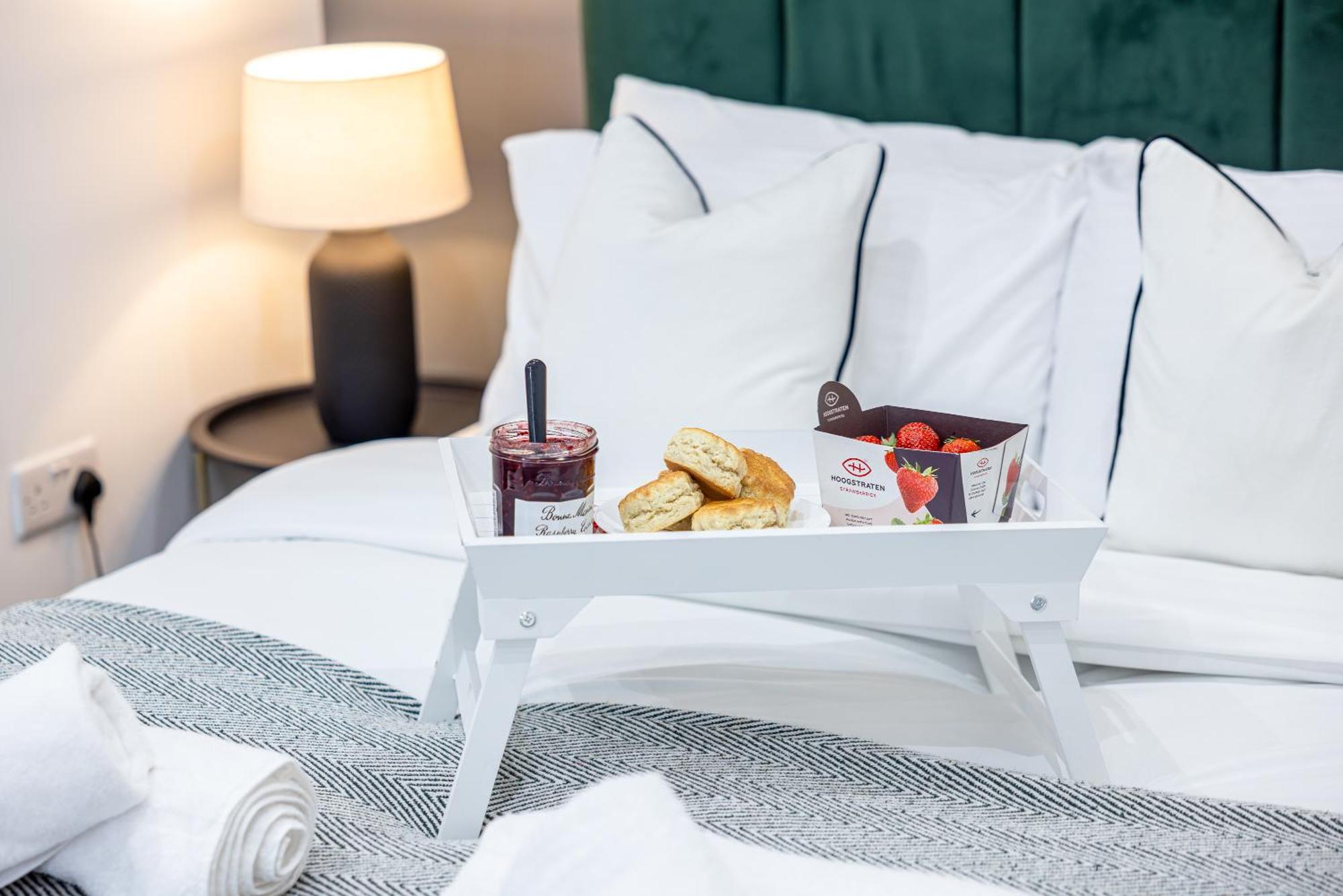 Rnm - Upgraded Business Stay For Travelling Contractors, All Amenities, Private Access Entire Place, Kitchen & Washroom, Smart Tv, Easy Access, Parking Nearby Cradley Heath Esterno foto